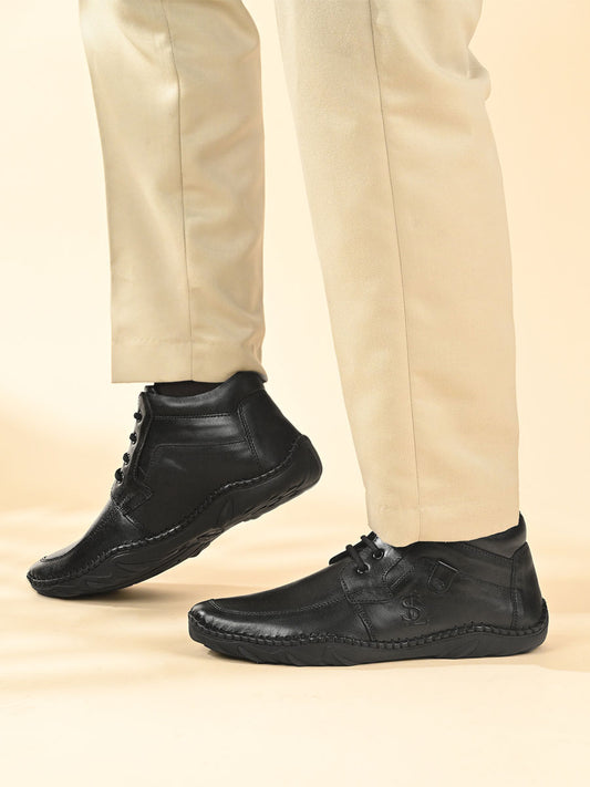 Black formal shoes for men